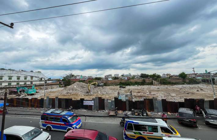 Perobohan Gedung IV Pasar Horas Berlanjut ke Pembongkaran Fondasi 