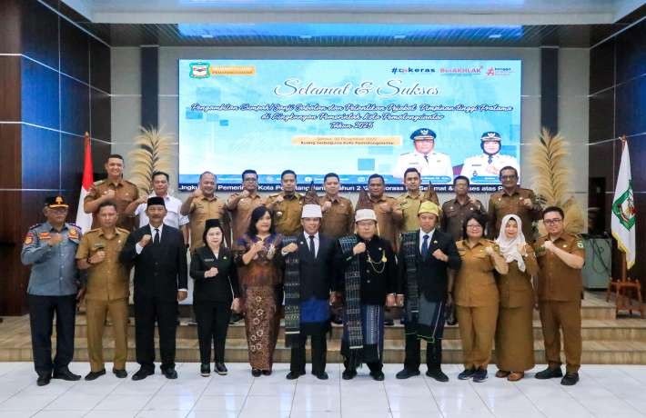 Wali Kota Wesly Lantik dan Ambil Sumpah Janji Sekda serta Kadis Pemadam Kebakaran dan Penyelamatan