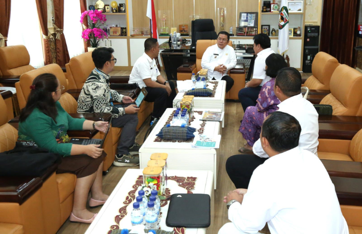 Wali Kota Wesly Terima 5 Rekomendasi dari Dewan Pendidikan  Pematangsiantar