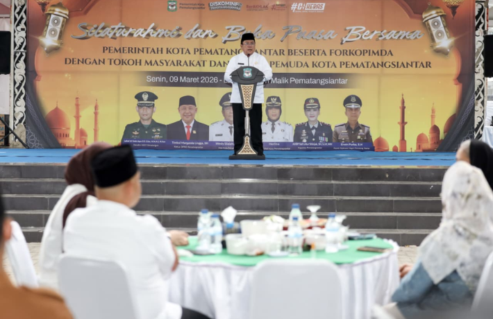 Wali Kota Wesly Buka Puasa Silaturahmi dan Buka Puasa Bersama Forkopimda dan Masyarakat Ajak Kebersa