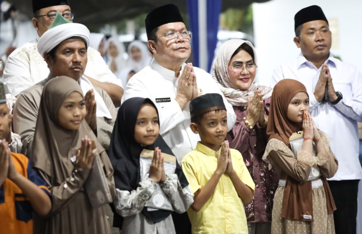 Wali Kota Wesly Undang Anak Yatim Berbuka Puasa di Rumah Dinas  