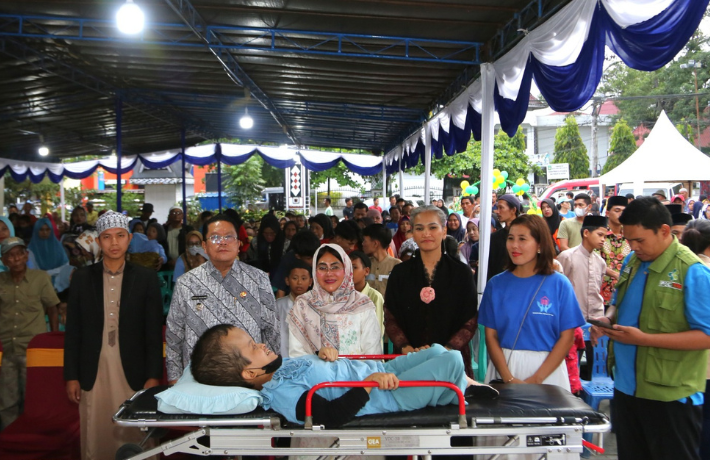 Wali Kota Wesly dan Ketua TP PKK Ny Liswati Hadiri Buka Puasa Bersama Rumah Peduli Siantar