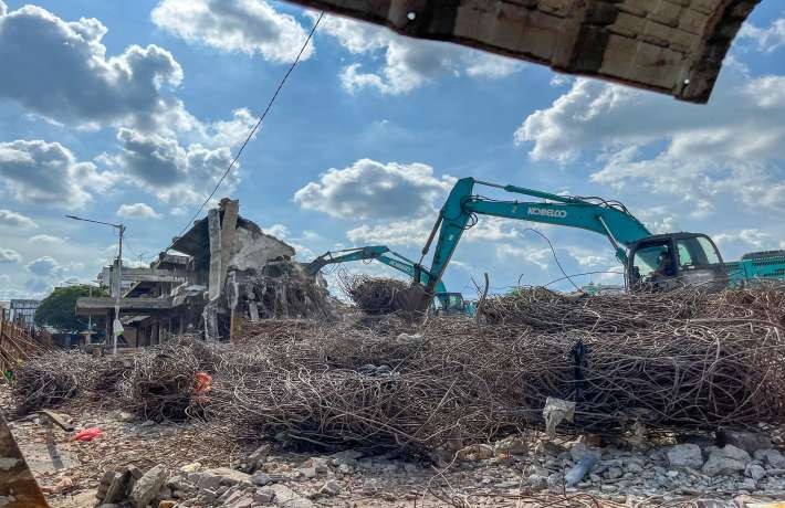 7 Hari Perobohan Gedung IV Pasar Horas Capai 55 Persen