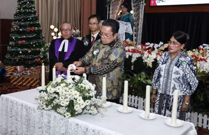 Wali Kota Wesly Ajak Keluarga Besar Perumda Tirta Uli jadikan Pesan Natal Landasan Bekerja 