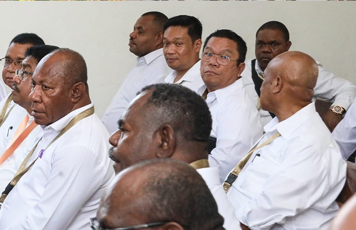 Wali Kota Pematangsiantar Wesly Silalahi Ibadah Minggu Bersama Kepala Daerah Peserta Retret