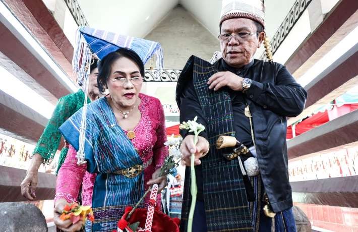 Ziarah ke Jorat Raja Siantar: Wesly Beri Perhatian ke Ahli Waris Sang Naualuh Damanik 