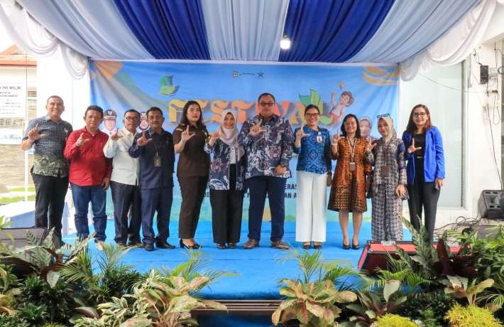 Wali Kota Wesly Diwakili Asisten Dedi Tunasto Buka Festival Literasi Wadah Kreativitas bagi Pelajar