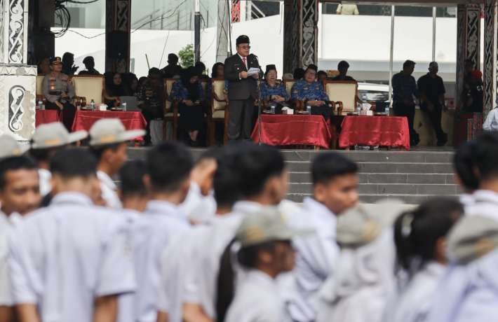 Wesly Inspektur Upacara Peringatan Hari Sumpah Pemuda ke-97 di Lapangan Adam Malik 