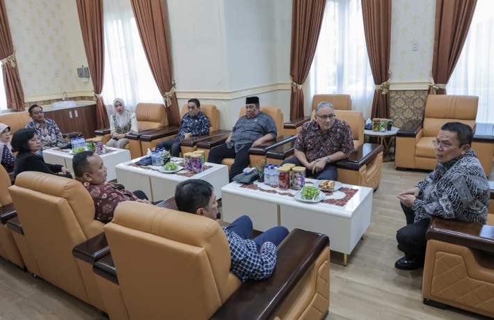 Wesly Sambut Hangat Kunjungan Wakil Kepala BPS Sonny Harry Budiutomo Harmadi