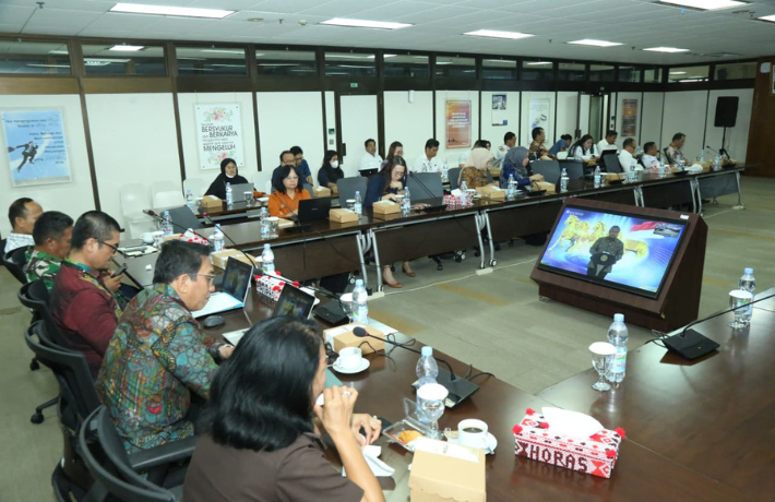 Wali Kota Wesly Diwakili Asisten Zainal Siahaan Saksikan Peluncuran Laporan Perekonomian Indonesia 2