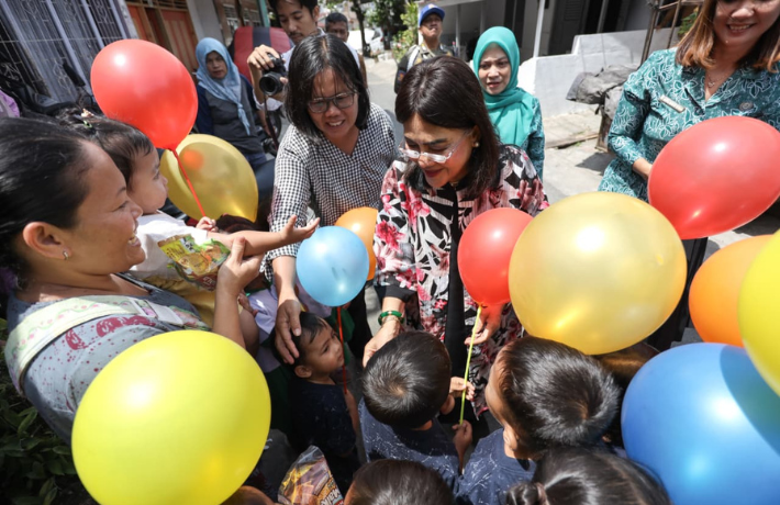 Ketua TP PKK Ny Liswati Tinjau Posyandu di Bah Kapul dan Baru