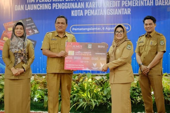 Launching Penggunaan Kartu Kredit Pemerintah Daerah